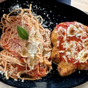 Pollo a la parmigiana
