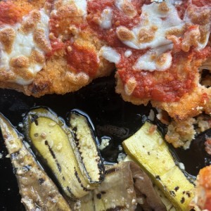 Pollo alla parmigiana con vegetales