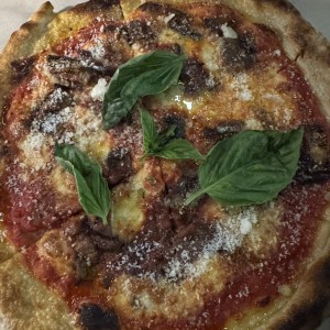 Pizza con berenjena