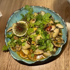 Almejitas con mantequilla de ajo 