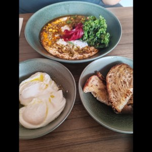 Huevos turcos con extra huevo
