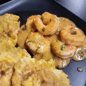 camarones al ajillo