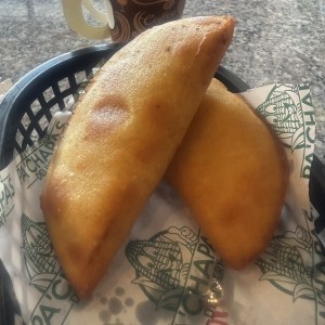 Empanadas de queso y carne molida 