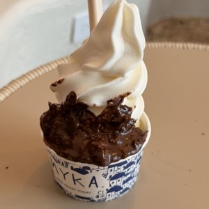 Yogurt Griego - Praline Topping Nutella