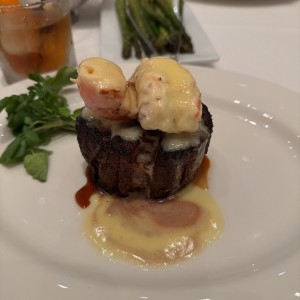 Filete con langosta