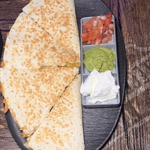 Entradas - Quesadilla de Pollo
