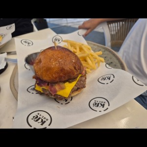 DOBLE SMASHBURGER