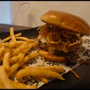 Titi Burger