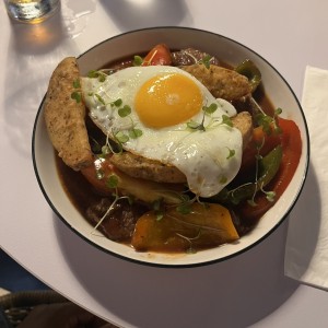 Lomo saltado 