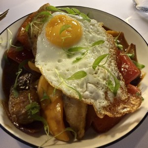 Lomo saltado