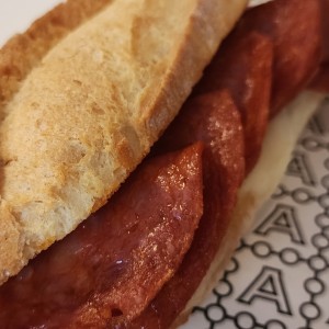 emparedado chorizo 