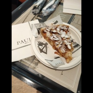 Postre de manzana y almendras