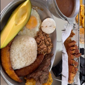Bandeja Paisa / Paisa Tray