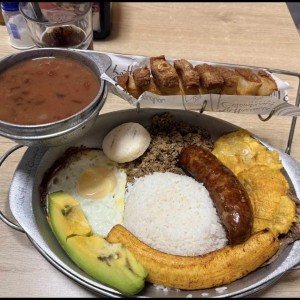 Bandeja Paisa / Paisa Tray