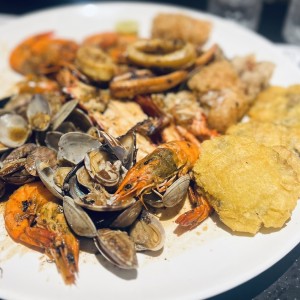 Picada de mariscos