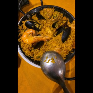 Arroces - Paella al Vino