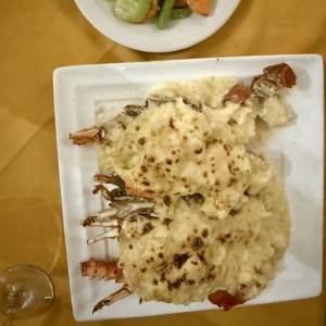 Mariscos - Langosta Gratinada