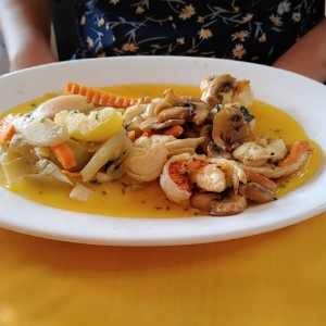 langosta al ajillo