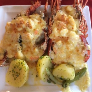 langosta gratinada