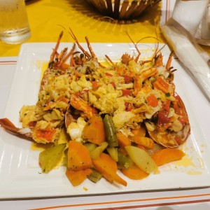 Platos Recomendados - Langosta al Ajillo