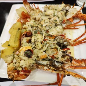 Platos Recomendados - Langosta al Ajillo