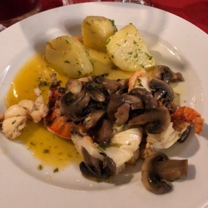 Langosta a la mantequilla