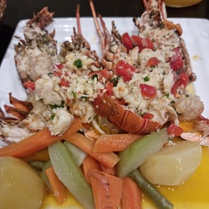 Platos Recomendados - Langosta al Ajillo
