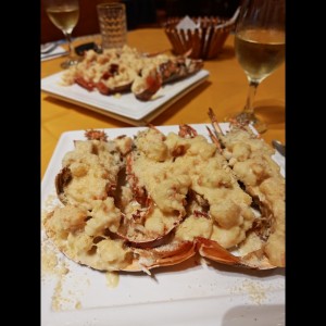 Mariscos - Langosta Gratinada