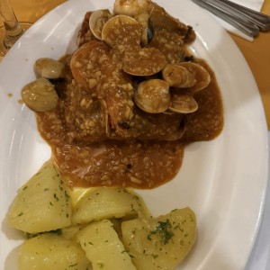 Corvina en salsa de Langostinos