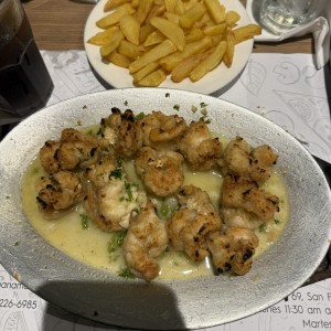 CAMARONES A LA SORRENTO
