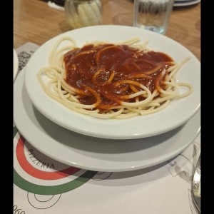 Spaguetti salsa pomodoro