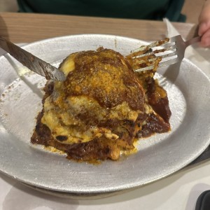 BERENJENA A LA PARMESANA-EGGPLANT PARMIGIANA