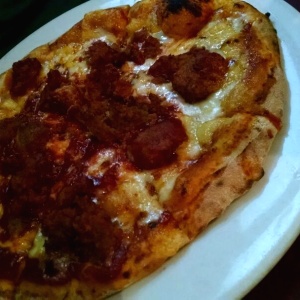 Pizza de carne molida