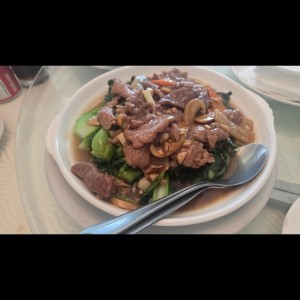 Carne con Hoja de Mostaza