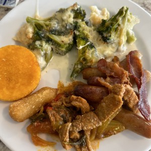 Desayuno bufet