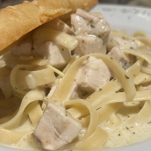 FAVORITOS - Fetuccini Alfredo