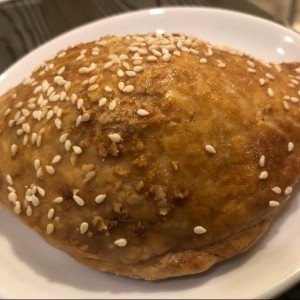 Empanada de Trigo con Pollo