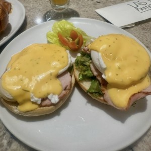 DESAYUNO - Huevos Benedictinos