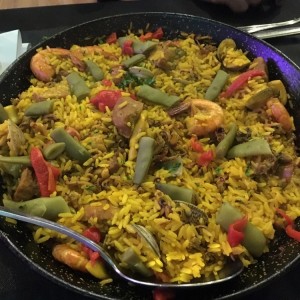Paella especial de la casa