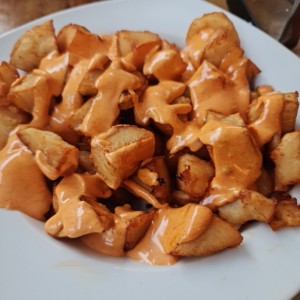 Entradas - Papas dos salsas