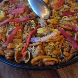 Paella - Paella valenciana
