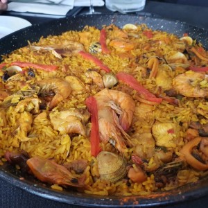Paella - Paella valenciana