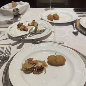 Entradas Calientes - Croquetas de Bacalao