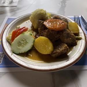 Estofado de res