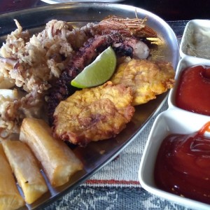 Bandrja de mariscos