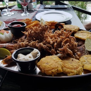 bandeja de mariscos