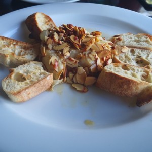 Queso Brie Asado