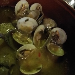 almeja al ajillo