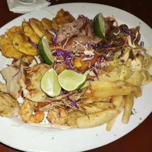 Parrilladas mixta, muy rica. ?