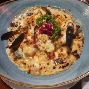 Filete de Corvina Rellena de Mariscos